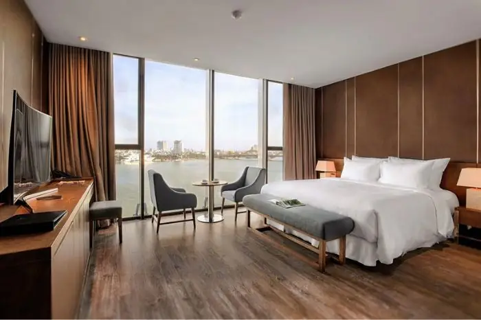 Tổng Hợp Khách Sạn 3 Sao Đường Bạch Đằng Đà Nẵng: Lựa Chọn Lưu Trú View Sông Giá Hợp Lý Tổng Hợp Khách Sạn 3 Sao Đường Bạch Đằng Đà Nẵng: Lựa Chọn Lưu Trú View Sông Giá Hợp Lý