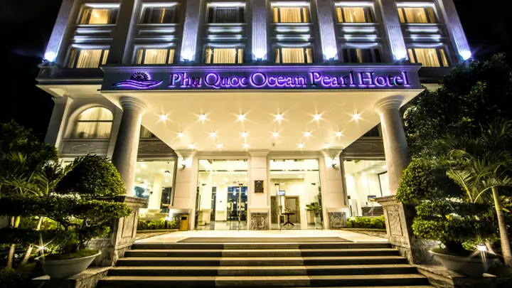 Tìm Hiểu Khách Sạn Anh Đào Phú Quốc Tại Dương Đông Cho Người Muốn Lưu Trú Bình Yên