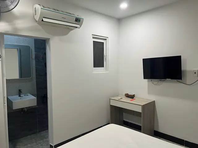 Khám Phá Khách Sạn Ban Mai Quận 10: Đánh Giá, Phòng, Tiện Nghi & Cách Đặt Phòng
