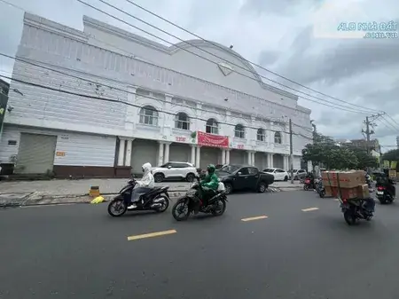 Tìm Khách Sạn Cho Thuê Tháng Tại Tân Phú: Địa Chỉ, Giá Thuê Và Lưu Ý Cho Người Ở Dài Hạn