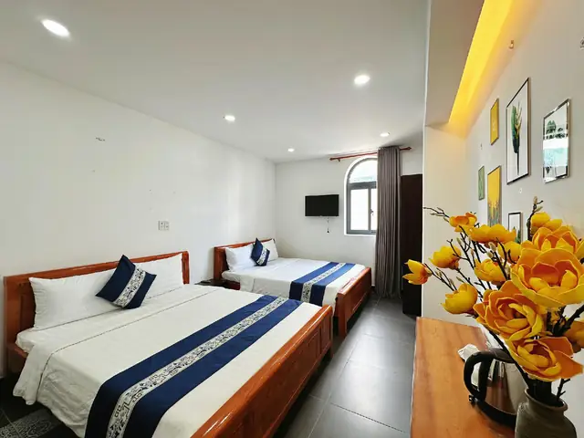 Tổng Hợp Khách Sạn Gần Sân Vận Động Quân Khu 7: Gợi Ý Lưu Trú Tiện Lợi Cho Du Khách