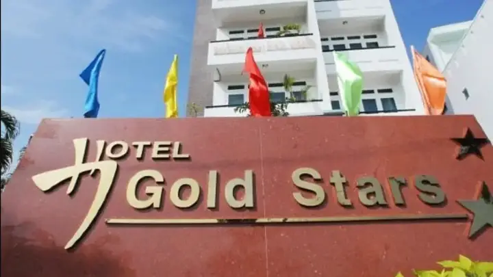 Khám Phá Gold Stars Hotel Long Hải: Đánh Giá, Giá Phòng & Hướng Dẫn Đặt Phòng