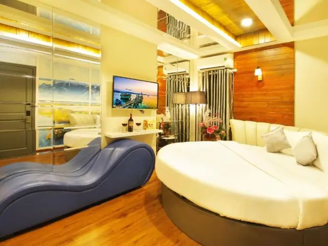 Tổng Hợp Khách Sạn Ở Đường Phan Xích Long: Lựa Chọn Lưu Trú Gần Khu Ẩm Thực Phú Nhuận Tổng Hợp Khách Sạn Ở Đường Phan Xích Long: Lựa Chọn Lưu Trú Gần Khu Ẩm Thực Phú Nhuận