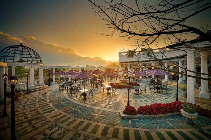 Ai Là Chủ Sở Hữu Khách Sạn Silk Path Sapa? – Giới Thiệu Bùi Tú Phương Và Tập Đoàn Silk Path