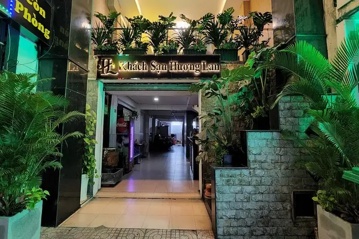 Khám Phá Khách Sạn Quận Tân Bình, Tp. Hồ Chí Minh: Top Địa Chỉ Giá Tốt, Gần Sân Bay Cho Khách Lưu Trú
