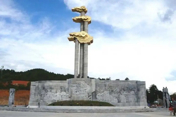 Tìm Hiểu Khu Di Tích Truông Bồn Nghệ An: Vị Trí, Lịch Sử Và Nơi Yên Nghỉ Của 13 Thanh Niên Mở Đường Tìm Hiểu Khu Di Tích Truông Bồn Nghệ An: Vị Trí, Lịch Sử Và Nơi Yên Nghỉ Của 13 Thanh Niên Mở Đường