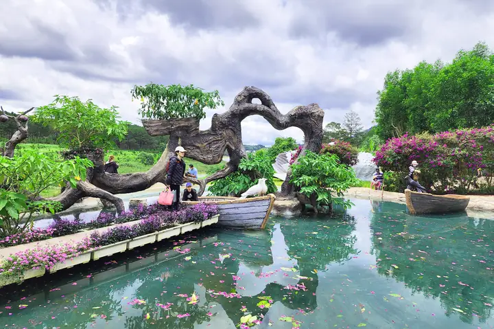 Khám Phá Khu Du Lịch Đất Sét Đà Lạt (đường Hầm Điêu Khắc): Địa Chỉ, Giá Vé Và Kinh Nghiệm Tham Quan Cho Du Khách