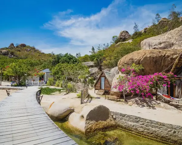 Khám Phá Khu Du Lịch Sao Biển Cam Ranh – Resort Sinh Thái Thiên Nhiên Trên Bán Đảo Bình Lập