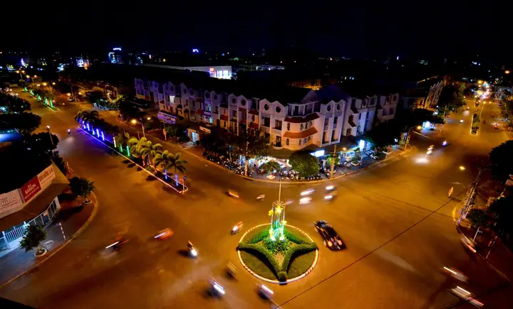 Khám Phá Khu Lấn Biển Rạch Giá Về Đêm: Điểm Đến, Hoạt Động & Mẹo Du Lịch