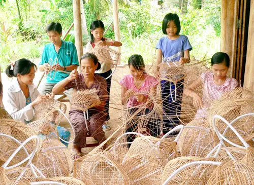 Khám Phá Các Làng Nghề Truyền Thống Nổi Tiếng Của Bến Tre – Hướng Dẫn Du Lịch Chi Tiết