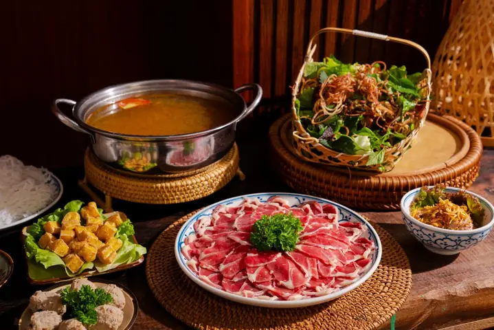 Top 15 Quán Lẩu Riêu Cua Bắp Bò “thanh Xuân” Ngon Nhất Và Đáng Thử