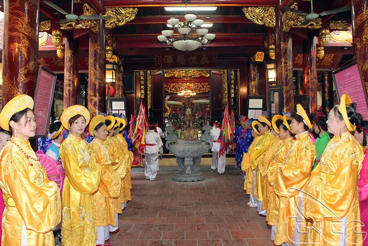 Lễ Hội Đền Bạch Mã Hà Nội: Lịch Trình, Nghi Lễ Và Hướng Dẫn Tham Gia