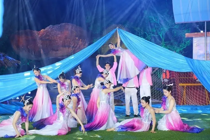 Khám Phá Lễ Hội Tình Yêu Hòn Trống Mái Sầm Sơn: Ý Nghĩa, Thời Gian Và Hoạt Động Đặc Sắc Khám Phá Lễ Hội Tình Yêu Hòn Trống Mái Sầm Sơn: Ý Nghĩa, Thời Gian Và Hoạt Động Đặc Sắc