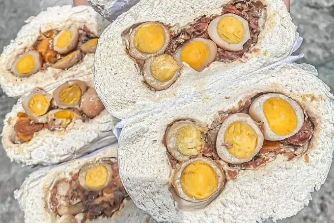 Tổng Hợp Món Ngon Quận 5 Sài Gòn: Gợi Ý Quán Ăn Và Đặc Sản Chợ Lớn