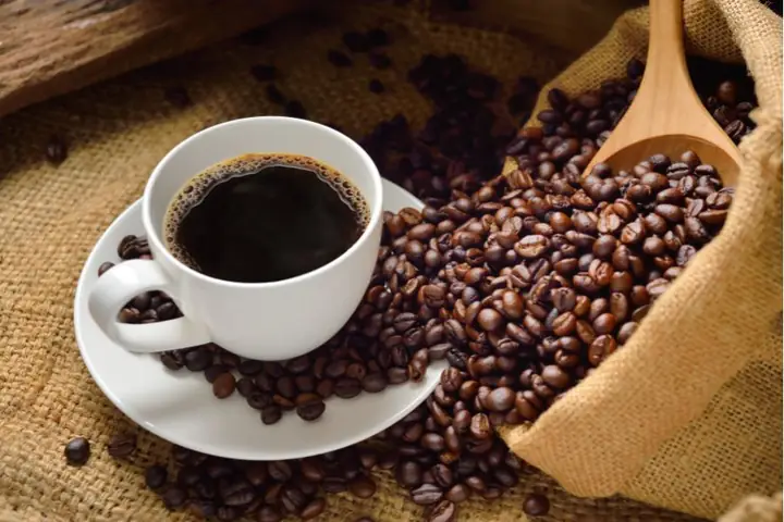Mua Cà Phê Làm Quà Ở Đâu? Địa Chỉ Uy Tín, Giá Tốt Và Mẹo Chọn Lựa Cho Mọi Dịp