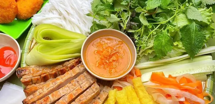 Tổng Hợp Các Quán Nem Nướng Nha Trang Khu Bách Khoa Hà Nội Cho Người Ăn Vặt Tối Nay