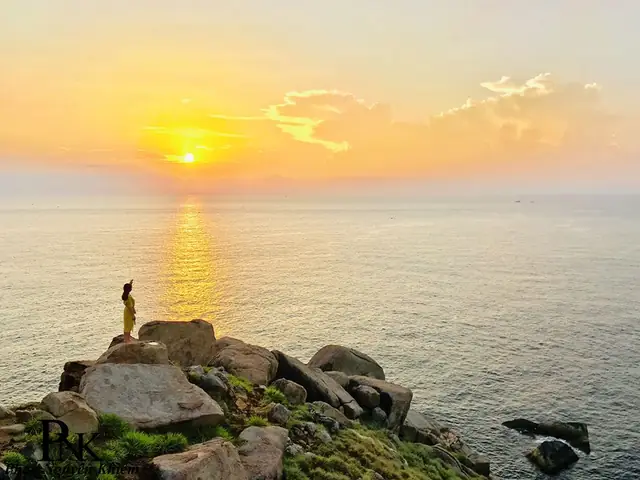Kinh Nghiệm Ngắm Bình Minh Ở Phú Yên: Điểm Đón Ánh Sáng Đầu Tiên Tại Mũi Điện Dành Cho Người Yêu Du Lịch Kinh Nghiệm Ngắm Bình Minh Ở Phú Yên: Điểm Đón Ánh Sáng Đầu Tiên Tại Mũi Điện Dành Cho Người Yêu Du Lịch
