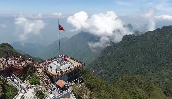 Đỉnh Núi Cao Nhất Việt Nam Là Gì? Khám Phá Fansipan Và Các Ngọn Núi Hàng Đầu Đỉnh Núi Cao Nhất Việt Nam Là Gì? Khám Phá Fansipan Và Các Ngọn Núi Hàng Đầu