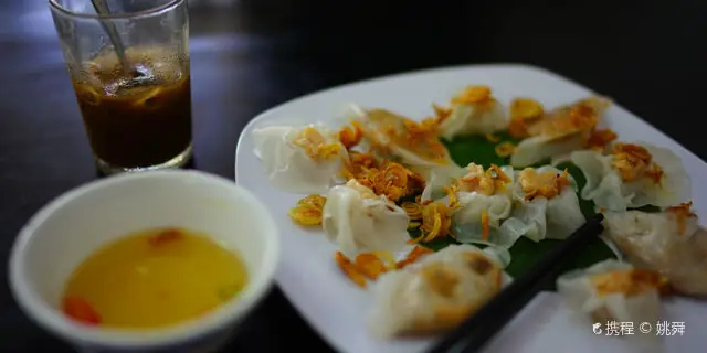 Địa Chỉ, Thực Đơn & Giá Cả Nhà Hàng Bông Hồng Trắng Hội An – Hướng Dẫn Chi Tiết Cho Du Khách
