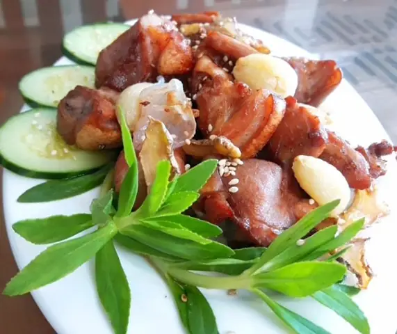 Khám Phá Thực Đơn Đặc Sản Tại Nhà Hàng Đông Hải Mộc Châu Cho Thực Khách Ghé Tỉnh Sơn La