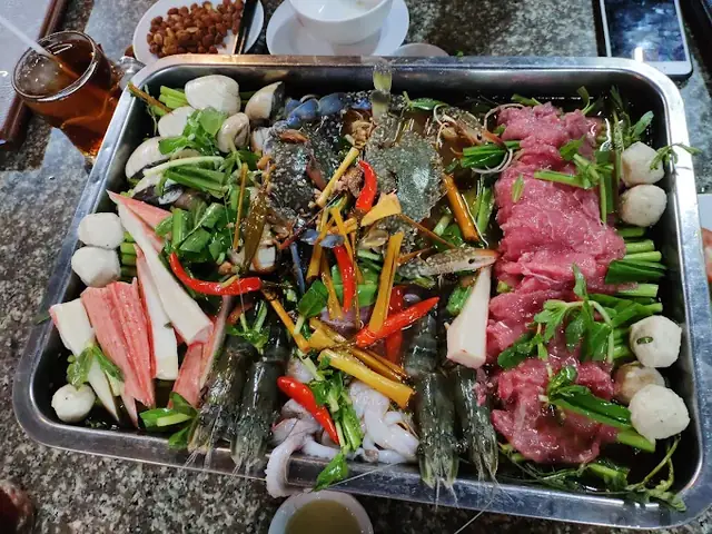Khám Phá Nhà Hàng Sân Vườn Hoàng Thành – Thiên Đường Ẩm Thực Tại Mỹ Tho Cho Người Yêu Thiên Nhiên