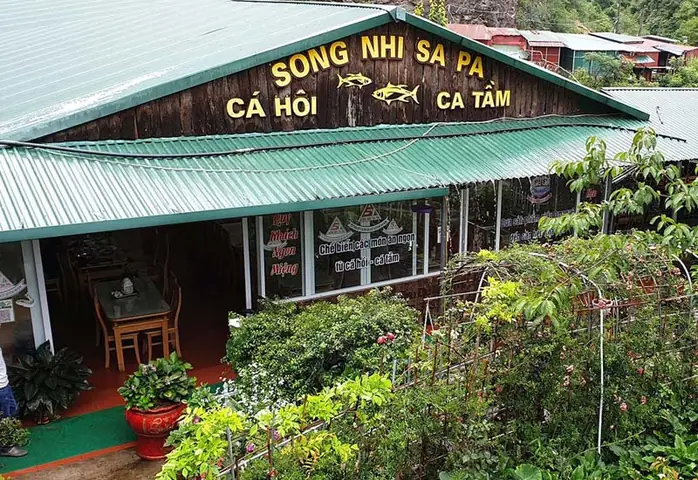 Nhà Hàng Song Nhi Thác Bạc Sapa: Địa Chỉ, Menu Cá Hồi, Giá Cả Và Cách Đặt Chỗ