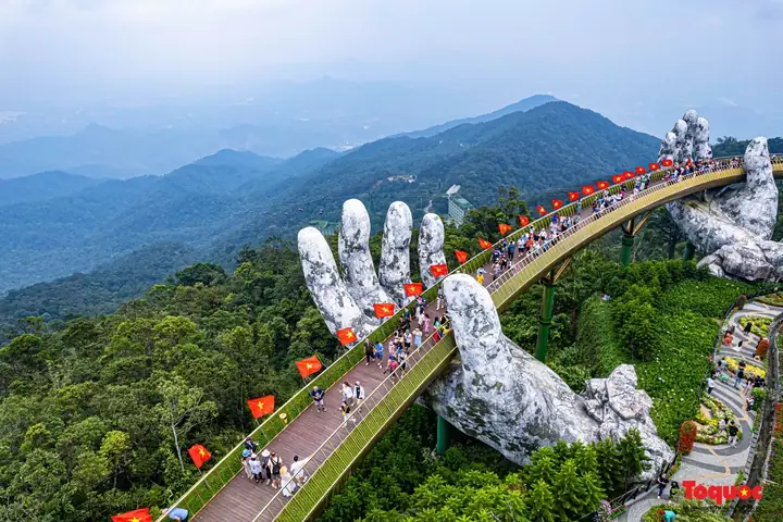 Những Nơi Nên Đến Ở Việt Nam: 40 Điểm Du Lịch Nổi Tiếng Chia Theo Vùng
