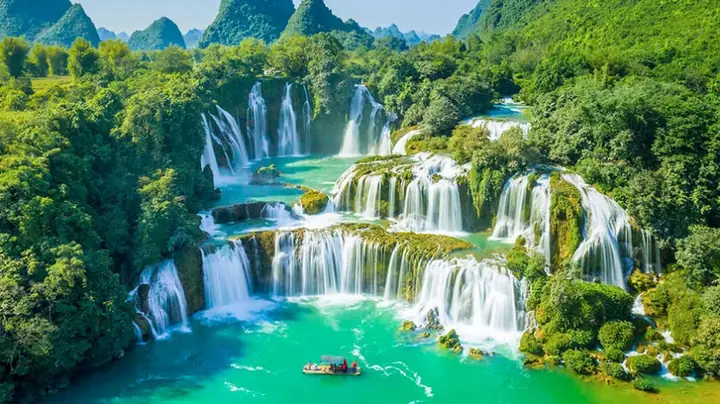 Những Nơi Nên Đến Ở Việt Nam: 40 Điểm Du Lịch Nổi Tiếng Chia Theo Vùng