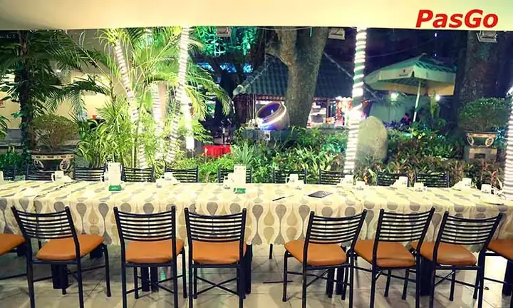 Khám Phá Nhà Hàng Phi Phố Biển Tại Lê Hồng Phong: Không Gian Và Hải Sản Xứ Biển Giữa Lòng Thành Phố