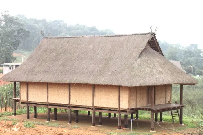Khám Phá Phong Tục Tập Quán Của Dân Tộc Thái: Truyền Thống, Lễ Hội Và Nghi Lễ Cưới Hỏi
