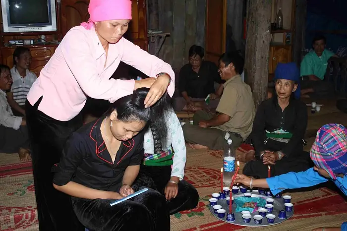 Khám Phá Phong Tục Tập Quán Của Dân Tộc Thái: Truyền Thống, Lễ Hội Và Nghi Lễ Cưới Hỏi