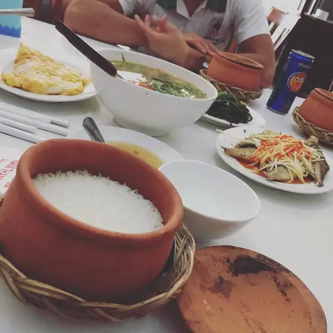 Top 5 Quán Ăn Gia Đình Ở Phan Thiết: Địa Điểm Ngon, Giá Hợp Lý Và Không Gian Ấm Cúng