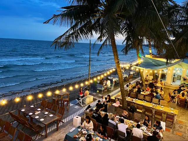 Quán Ăn Ngon Rẻ Ở Mũi Né: Top 10 Địa Điểm “vị Ngon – Giá Hời” Cho Du Khách
