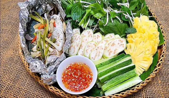 Tổng Hợp Các Quán Cá Nục Cuốn Bánh Tráng Tại Đà Nẵng Cho Thực Khách Thưởng Thức Đặc Sản Đà Thành
