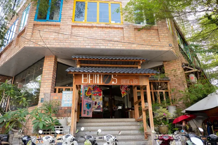 Khám Phá Các Quán Cà Phê Mở 24/24 Ở Quận 7: Địa Điểm Thư Giãn Không Giờ Giấc Cho Người Sành Cà Phê