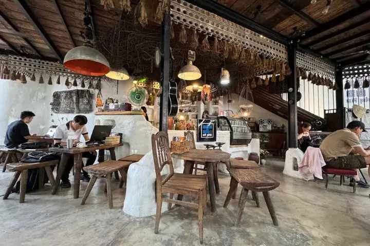Khám Phá Các Quán Cafe Đẹp Ở Sài Gòn Cho Giới Trẻ Mê Sống Ảo