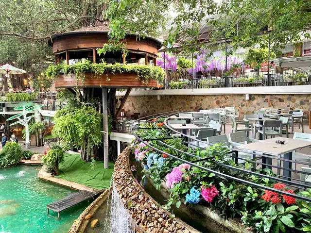 Khám Phá Các Quán Cafe Đẹp Ở Sài Gòn Cho Giới Trẻ Mê Sống Ảo
