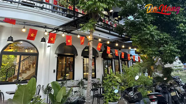 Tổng Hợp Quán Cafe Gần Đại Học Kinh Tế Đà Nẵng Cho Sinh Viên Ngũ Hành Sơn