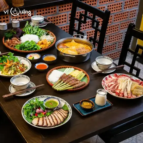 Điểm Danh Quán Lẩu Ngon Khu Vực Nguyễn Chí Thanh Dành Cho Tín Đồ Ẩm Thực Hà Nội