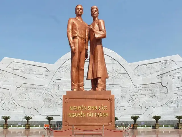 Khám Phá Quảng Trường Nguyễn Tất Thành Quy Nhơn: Vị Trí, Đặc Điểm Và Trải Nghiệm Dạo Bước
