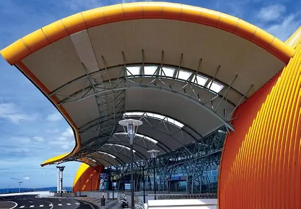 Sân Bay Liên Khương Nằm Ở Đâu Và Cách Di Chuyển Về Đà Lạt Như Thế Nào?