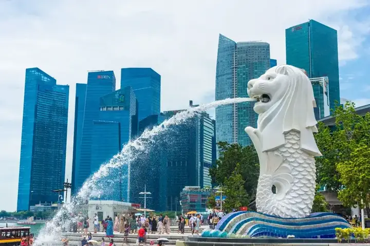 Khám Phá Tượng Sư Tử Phun Nước Ở Singapore (merlion Park) Dành Cho Du Khách