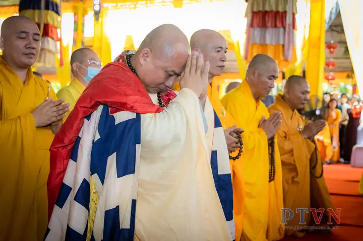 Thông Tin Về Thầy Đồng Ngộ – Trụ Trì Chùa Thiên Hưng Bình Định Và Ngôi Chùa Tâm Linh Nổi Tiếng