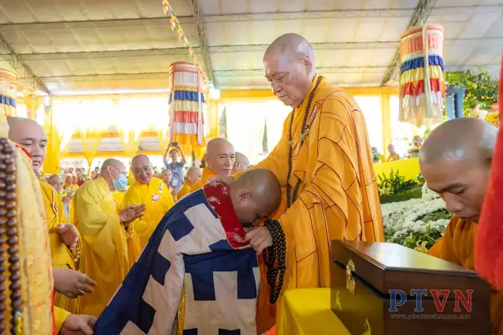 Thông Tin Về Thầy Đồng Ngộ – Trụ Trì Chùa Thiên Hưng Bình Định Và Ngôi Chùa Tâm Linh Nổi Tiếng Thông Tin Về Thầy Đồng Ngộ – Trụ Trì Chùa Thiên Hưng Bình Định Và Ngôi Chùa Tâm Linh Nổi Tiếng