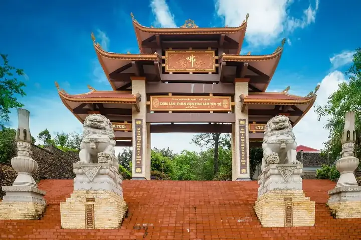 Tìm Hiểu Thiền Viện Trúc Lâm Tây Thiên – Điểm Đến Thanh Tịnh Bậc Nhất Tại Tam Đảo