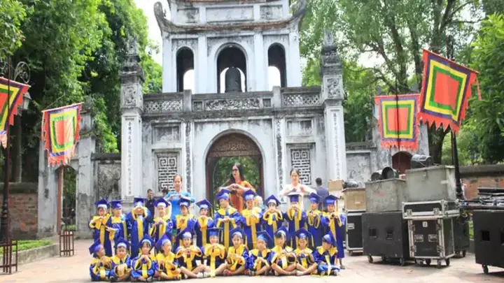 Cập Nhật Thời Gian Mở Cửa Văn Miếu Quốc Tử Giám Theo Mùa Và Tour Đêm Cho Du Khách
