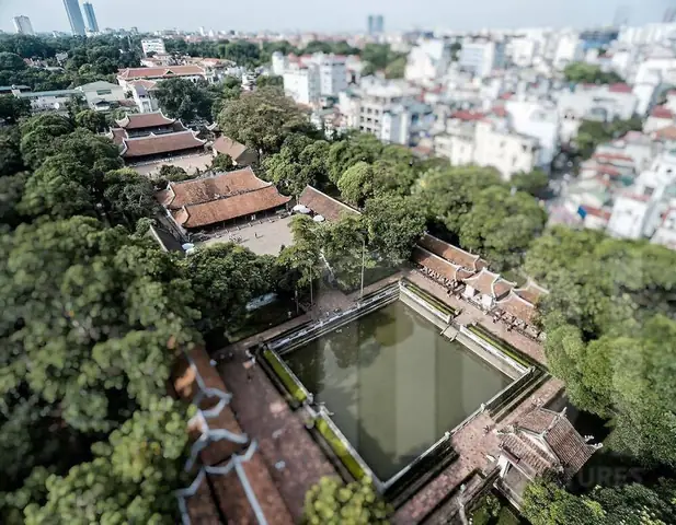 Cập Nhật Thời Gian Mở Cửa Văn Miếu Quốc Tử Giám Theo Mùa Và Tour Đêm Cho Du Khách