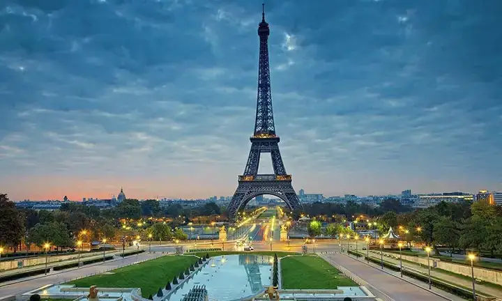 Tìm Hiểu Thủ Đô Nước Pháp Là Gì: Paris Và Những Điều Thú Vị Về Kinh Đô Ánh Sáng