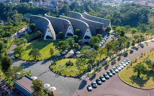 Khám Phá Thủ Phủ Cà Phê Buôn Ma Thuột: Vùng Đất Robusta Và Di Sản Cà Phê Việt Nam