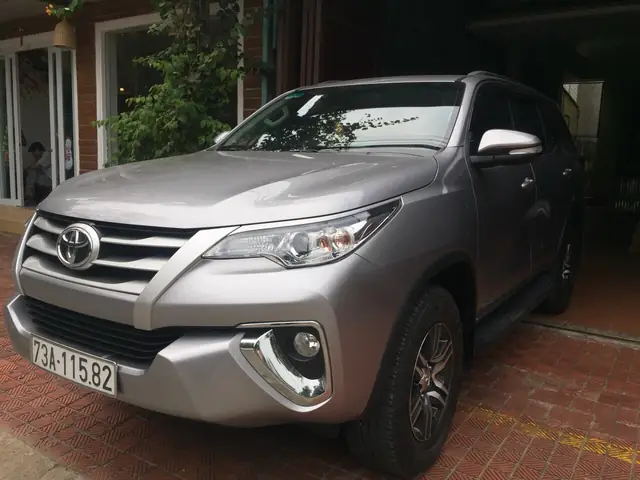 Bảng Giá Thuê Xe 7 Chỗ Tại Đồng Hới 2026 + Hướng Dẫn Đặt Xe Nhanh Chóng